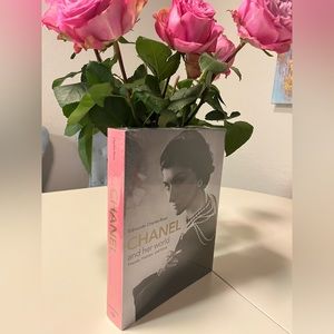 COPY - CHANEL AND HER WORLD BOOK NEW!